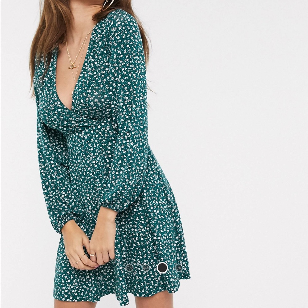 Green Flower Printed Long Sleeve Wrap Mini Dress